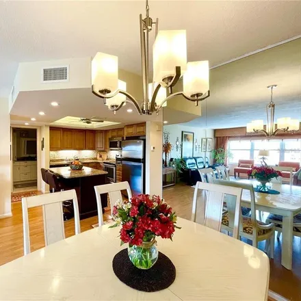 Image 9 - Building 5, 5220 Brittany Drive South, Saint Petersburg, FL 33715, USA - Condo for sale