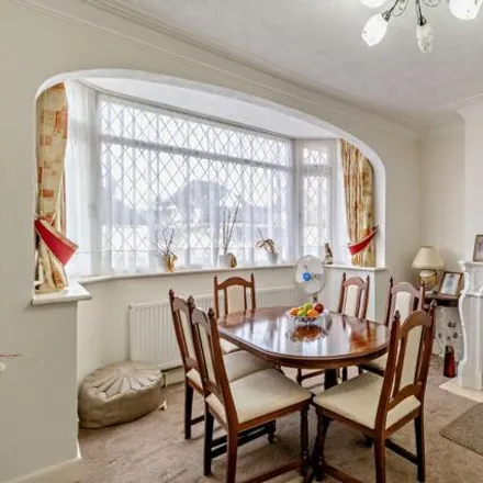 Image 3 - Greystoke Avenue, London, HA5 5SL, United Kingdom - Duplex for sale