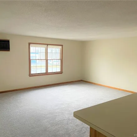 Rent this 1 bed apartment on 550 North Main Street in Manchester, CT 06042