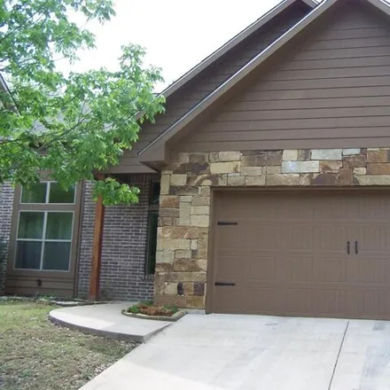 Buy this 3 bed house on 46 Greenway Bend in Grayson County, TX 75076