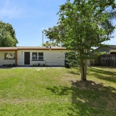 Buy this 3 bed house on 865 Kensington Drive in Orange County, FL 32808