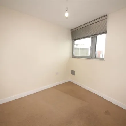 Image 1 - Altolusso, Bute Terrace, Cardiff, CF10 2FL, United Kingdom - Apartment for rent