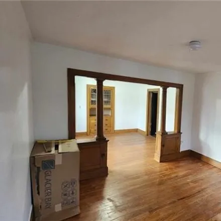 Image 7 - 339 Hillside Avenue, Hartford, CT 06106, USA - Apartment for rent