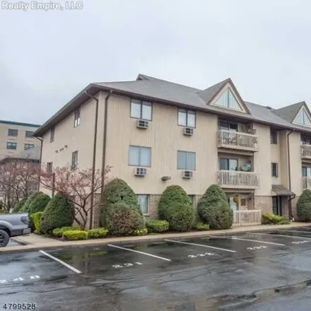 Rent this 2 bed condo on Park Street in Lyndhurst, NJ 07071
