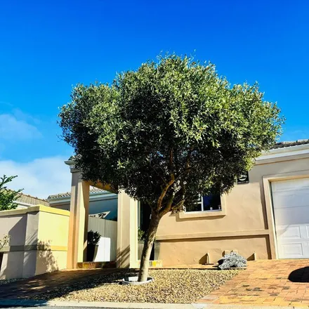 Image 7 - Woodlands Close, Tara, Western Cape, 7550, South Africa - Townhouse for rent