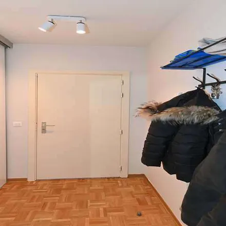 Rent this 1 bed apartment on Shopping Linthout in Rue de Linthout - Linthoutstraat, 1200 Woluwe-Saint-Lambert - Sint-Lambrechts-Woluwe