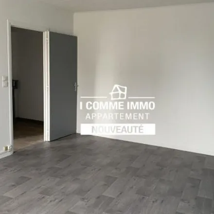 Image 6 - 39 h Rue du Wetz, 62300 Lens, France - Apartment for rent
