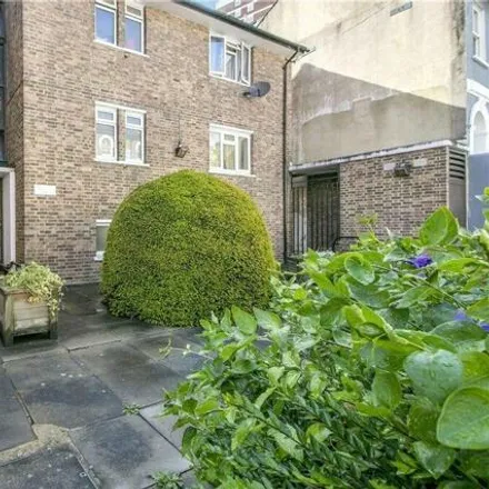 Image 1 - The Shepherds Building, Charecroft Way, London, W14 0EE, United Kingdom - Apartment for sale