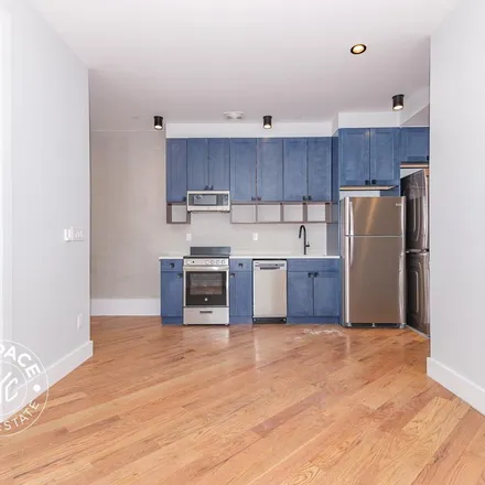 Rent this 3 bed apartment on 464 Lorimer Street in New York, NY 11206