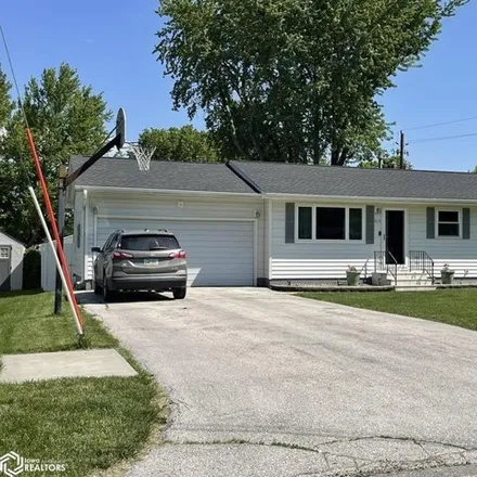 Buy this 3 bed house on 337 1st Avenue South in Dakota City, IA 50529