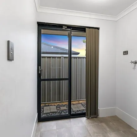 Image 3 - Wyke Lane, Wellard WA 6170, Australia - Apartment for rent