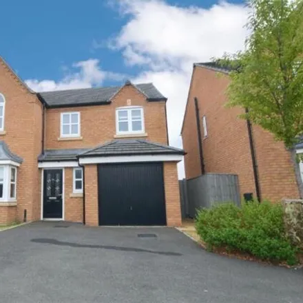 Buy this 4 bed house on Croft Close in Tamworth, B77 1BF