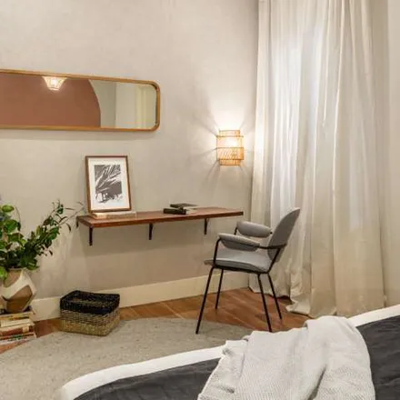 Rent this 2 bed apartment on Calle de Velázquez in 107, 28006 Madrid