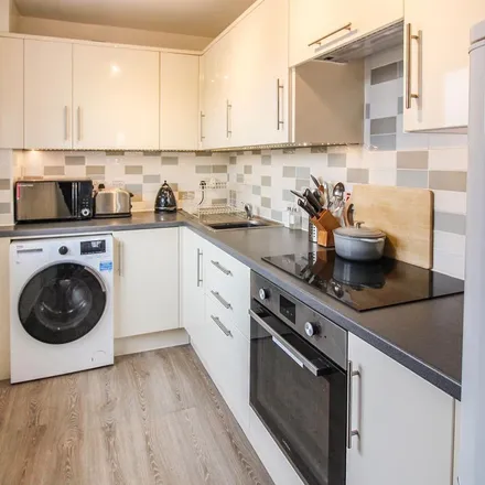 Image 5 - Green End, Aylesbury, HP20 2SA, United Kingdom - Apartment for rent