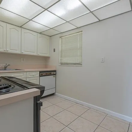 Image 7 - unnamed road, Kendall, FL 33143, USA - Apartment for rent