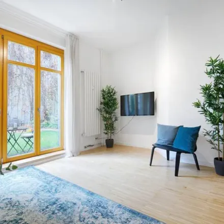 Image 9 - Blue Avantgarde, Seelower Straße, 10439 Berlin, Germany - Apartment for rent