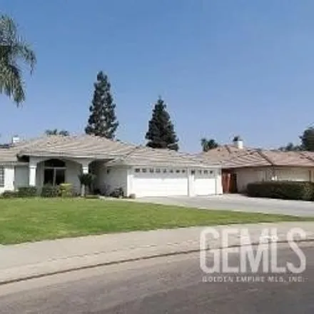 Rent this 4 bed house on 10918 Rosslyn Lane in Bakersfield, CA 93311