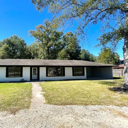 Buy this 3 bed house on 720 Woodland Street in Vidor, TX 77662