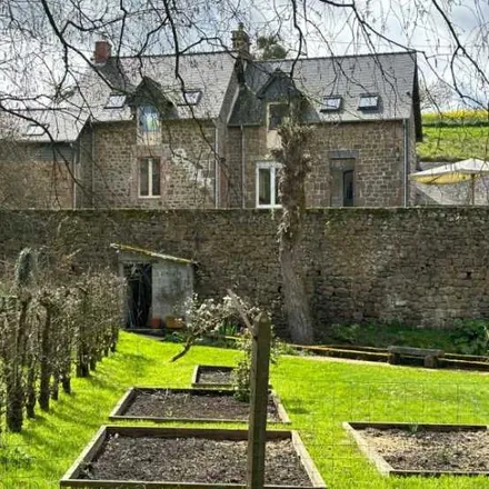 Image 1 - le val, 53110 Lassay-les-Châteaux, France - House for sale