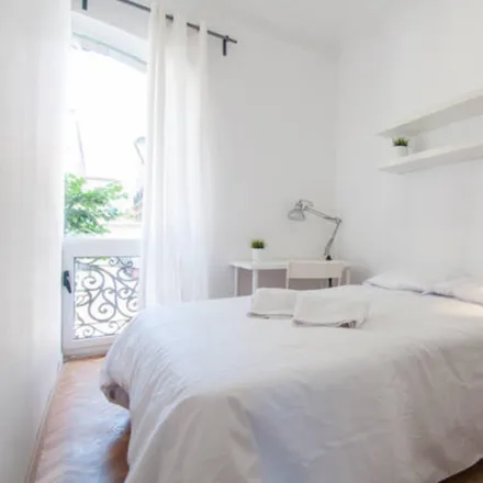 Rent this 1studio room on Carrer de Balmes in 109, 08001 Barcelona