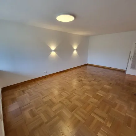 Rent this 3 bed apartment on Hauptstraße 3 in 2344 Gemeinde Maria Enzersdorf, Austria
