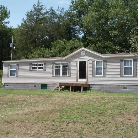 Buy this 3 bed house on 5600 Bear Hollow Road in McDonald County, MO 64856