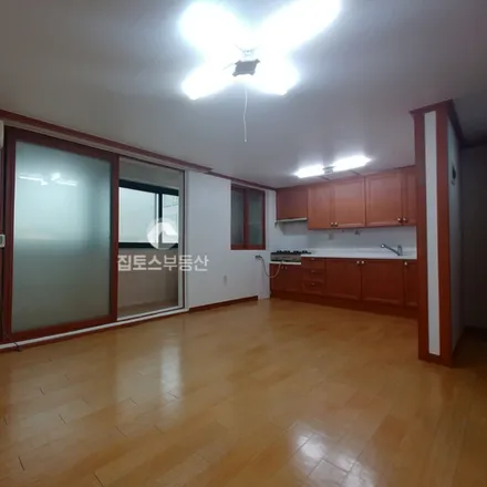 Image 3 - 서울특별시 서초구 반포동 718-1 - Apartment for rent
