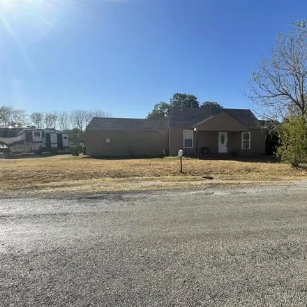 Buy this 3 bed house on 300 Franklin Street in Alvord, TX 76225