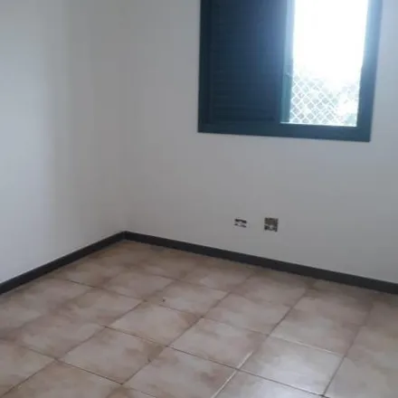 Buy this 3 bed apartment on Ponte Jurubatuba in São Paulo - SP, 04777-040