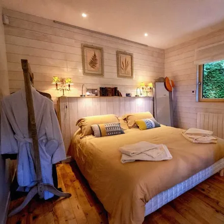 Rent this 2 bed house on Castelnau-de-Levis - Rue Sicard Alaman in Rue Sicard Alaman, 81150 Castelnau-de-Lévis