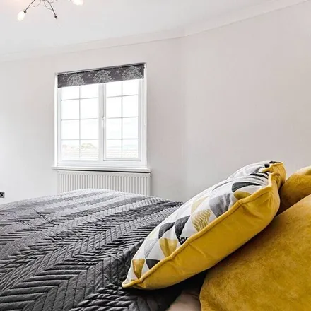 Image 3 - Mumbles, SA3 4AB, United Kingdom - Apartment for rent