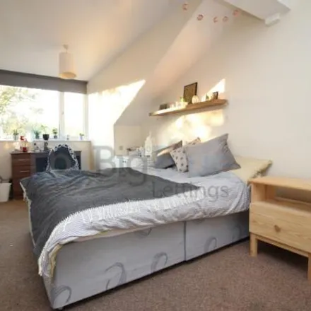 Rent this 8 bed townhouse on Ebberston Place in Leeds, LS6 1LE