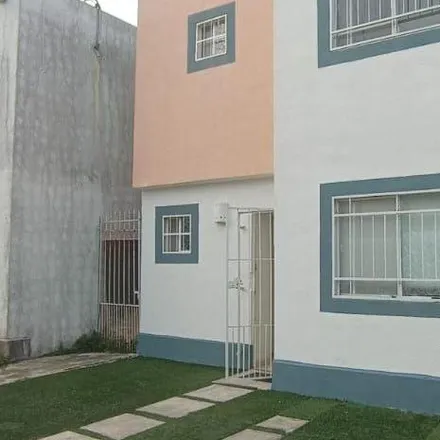 Rent this 2 bed house on Calle Jardines Bugambilias in Jardines de Bonampak, 77258 Cancún