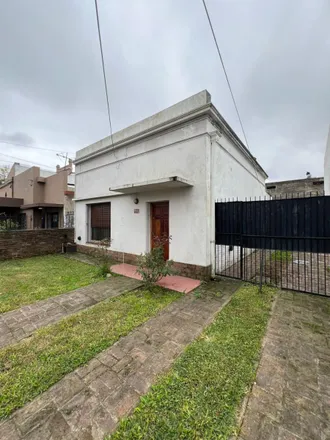 Image 2 - Amancio Alcorta 627, 1852 Burzaco, Argentina - House for sale