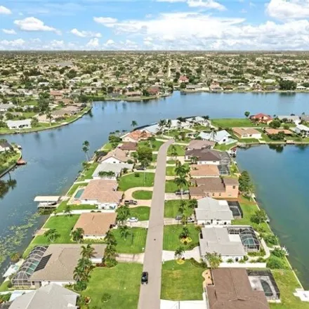 Image 7 - 1111 SE 3rd St, Cape Coral, Florida, 33990 - House for sale