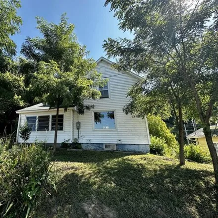 Buy this 3 bed house on 1222 North Main Street in Savanna, IL 61074