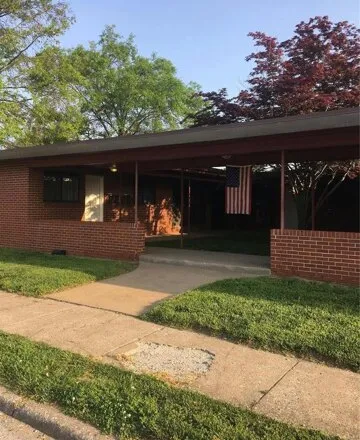 Rent this 1 bed house on 27 Chessen Ave Unit 5 in Wood River, Illinois