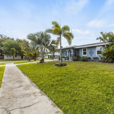 Image 2 - 3296 Galleon Avenue Northeast, Palm Bay, FL 32905, USA - House for sale
