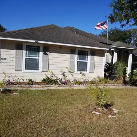 Buy this 3 bed house on 5575 Northeast 53rd Terrace in Gilchrist County, FL 32643