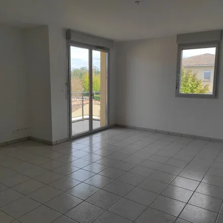 Rent this 3 bed apartment on 6 Chemin de Mauressac in 31130 Flourens, France