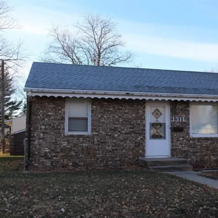 Buy this 3 bed house on 1315 Schaller Street in Sac City, IA 50583