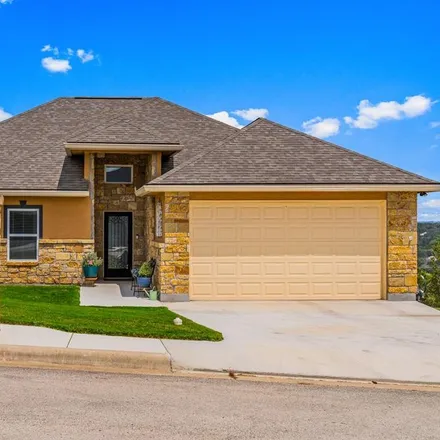 Buy this 3 bed house on Lexington Avenue in Kerrville, TX 78029