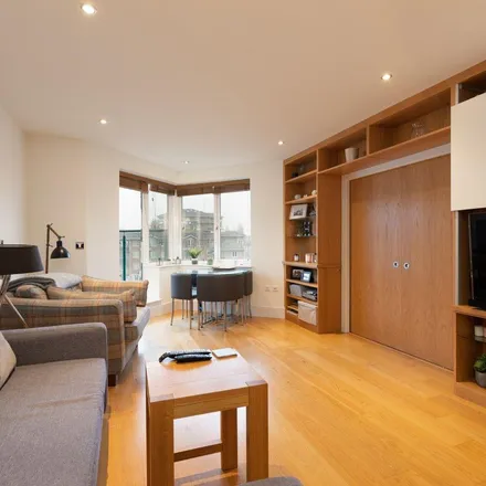 Rent this 2 bed apartment on Earls House in Strand Drive, London