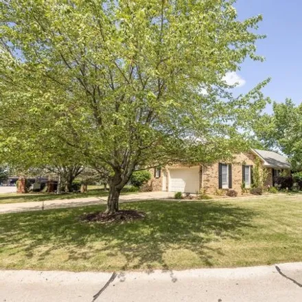 Image 2 - Brightly Way, Glen Carbon, IL 62026, USA - House for sale