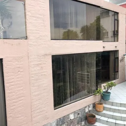 Rent this 4 bed house on Federico Paez in 170504, Quito