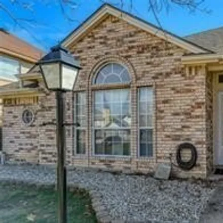 Rent this 3 bed house on 1899 Timberline Lane in Sherman, TX 75092