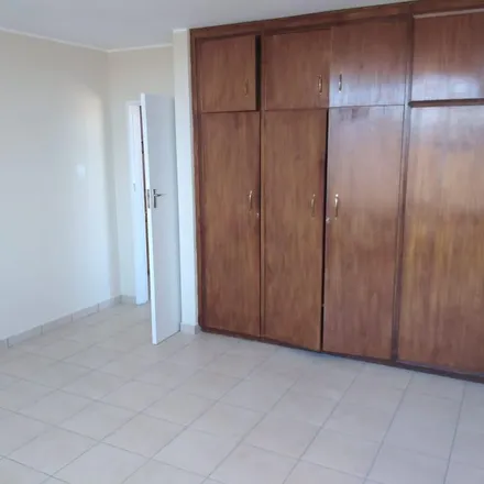 Image 8 - Milton Road, Richmond Estate, Parow, 7460, South Africa - Apartment for rent