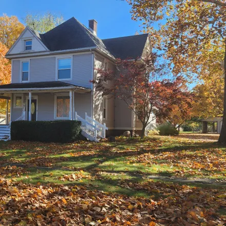 Buy this 4 bed house on 200 South Street in Mansfield, Piatt County