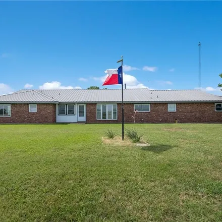 Image 2 - 1421 Mc Clanahan Road, Marlin, TX 76661, USA - House for sale