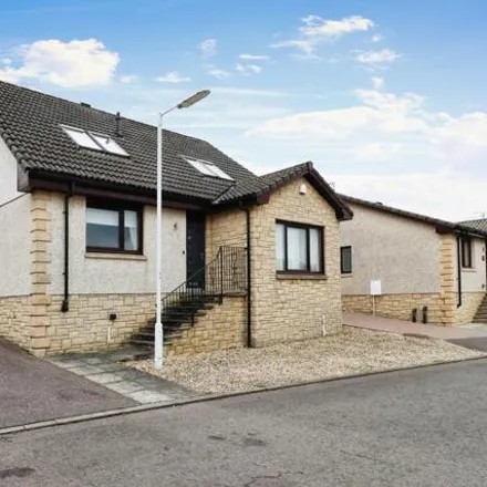 Buy this 4 bed house on Dunrobin Road in Kirkcaldy, KY2 5YT
